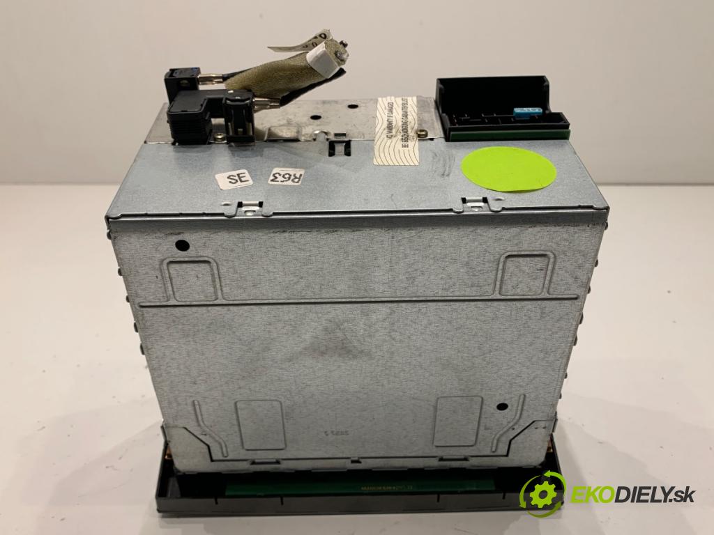 OPEL VECTRA C sedan 2006 114 kW 2.2 DGi (F69) 2198 RADIO 13188477 (Audio zariadenie)