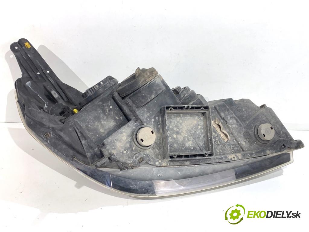 OPEL VECTRA C sedan 2006 114 kW 2.2 DGi (F69) 2198 Svetlomet ľavy predný 13170919