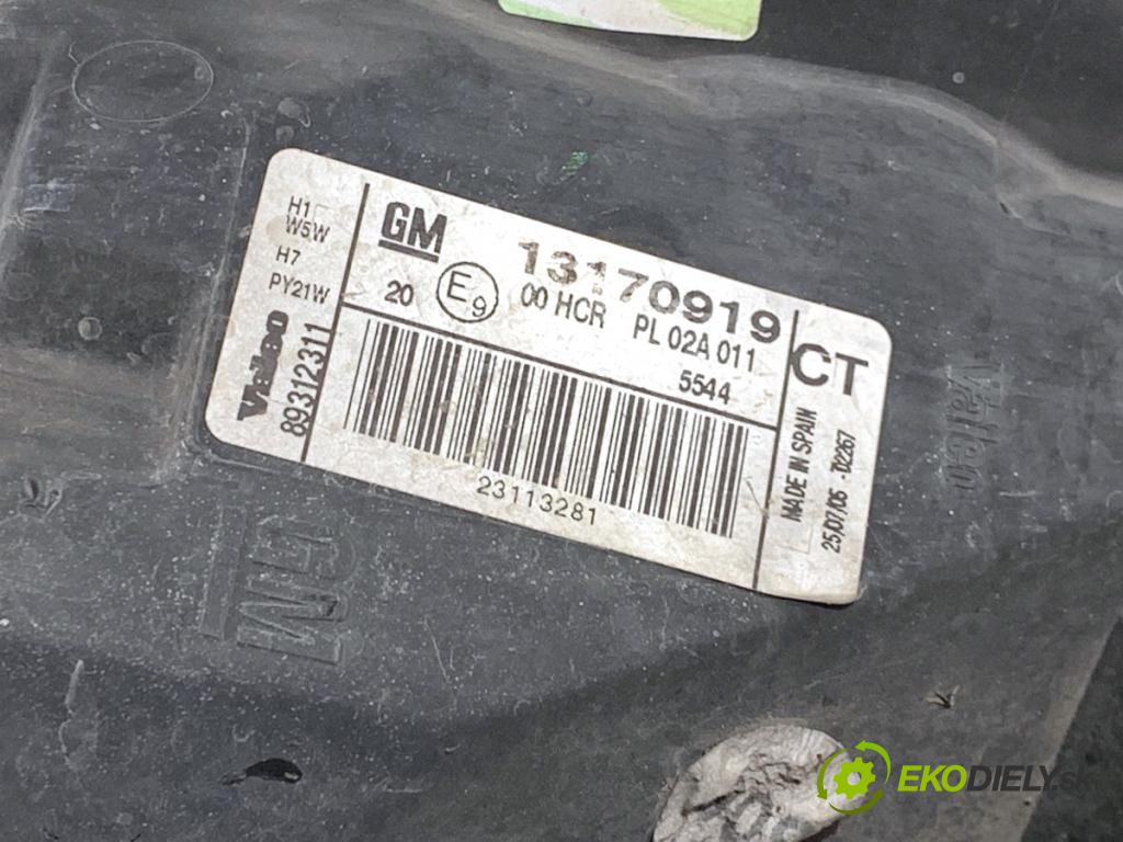 OPEL VECTRA C sedan 2006 114 kW 2.2 DGi (F69) 2198 Svetlomet ľavy predný 13170919