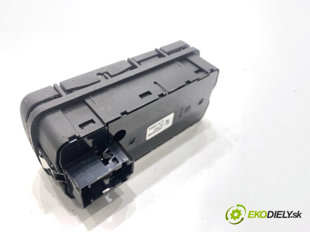 OPEL VECTRA C sedan 2006 114 kW 2.2 DGi (F69) 2198 Prepínač okien 13224058 (Prepínacie páčky pod volantom)