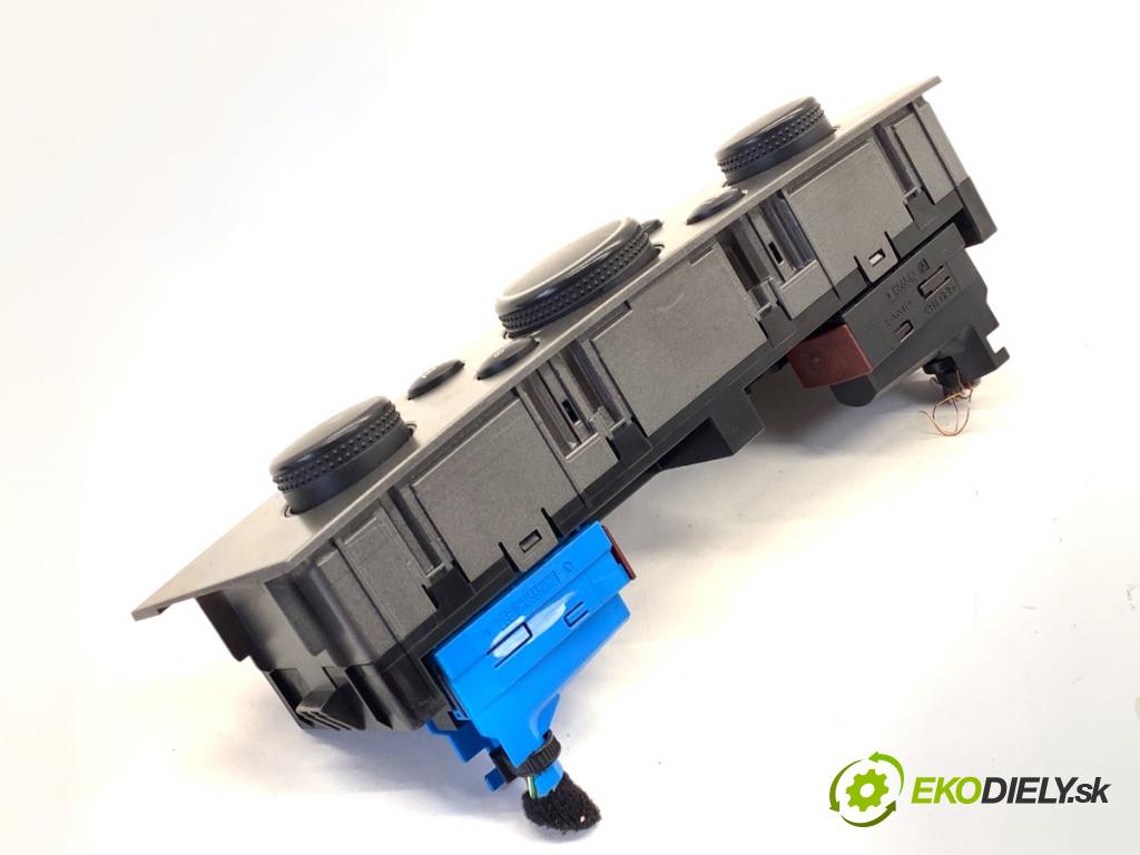 OPEL VECTRA C sedan 2006 114 kW 2.2 DGi (F69) 2198 Panel ovládania kúrenia 13212340 (Prepínacie páčky pod volantom)