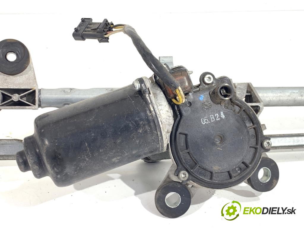 OPEL VECTRA C sedan 2006 114 kW 2.2 DGi (F69) 2198 Mechanizmus stieračov predný  (Motorček stieračov predný)