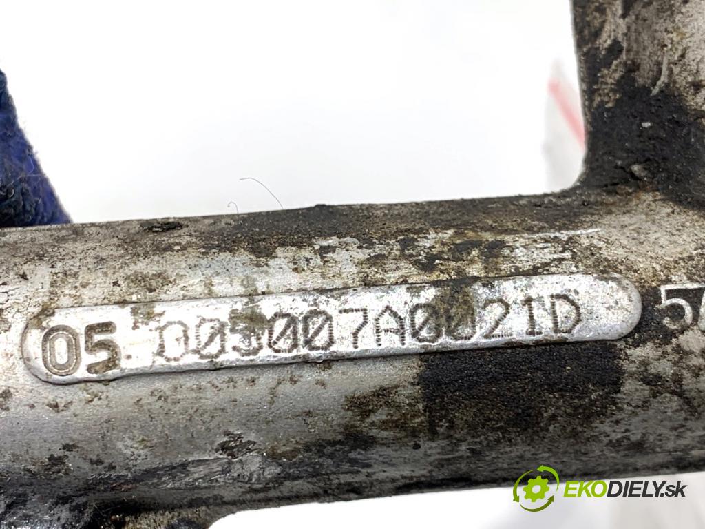 OPEL VECTRA C sedan 2006 114 kW 2.2 DGi (F69) 2198 Lišta vstrekovacia 55351030 (Vstrekovacia lišta)