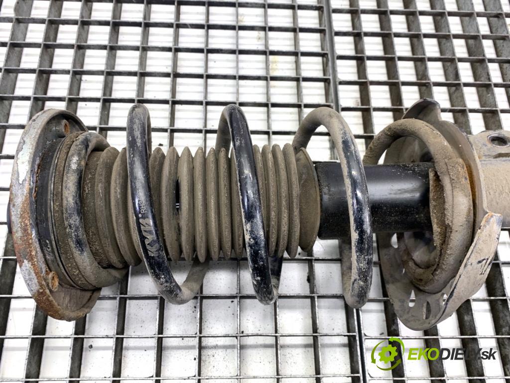 OPEL VECTRA C sedan 2006 114 kW 2.2 DGi (F69) 2198 Tlmič pravy predný ZE