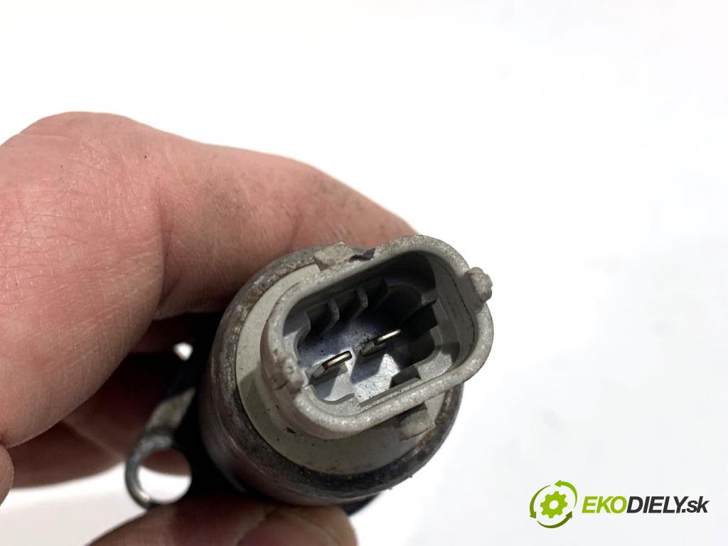 OPEL VECTRA C sedan 2006 114 kW 2.2 DGi (F69) 2198 Regulátor tlaku paliva 55575441 (Palivový systém ostatné)