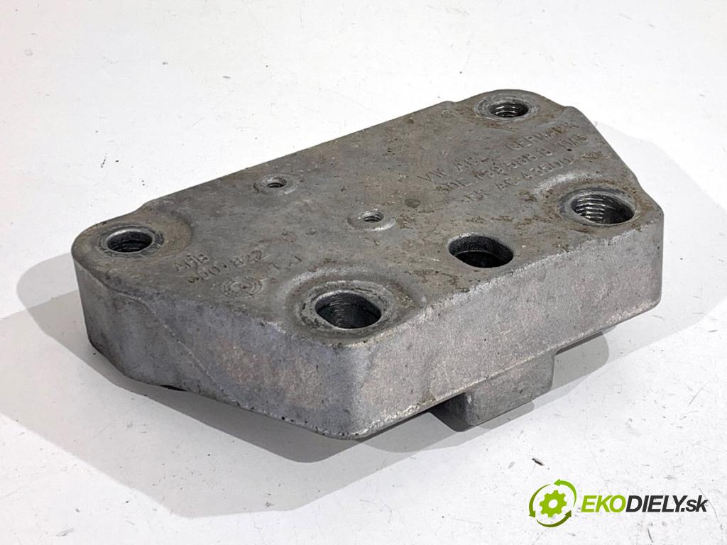 VW GOLF VII liftback 2016 85 kW e-Golf  Držiak prevodovky 5QE199588B