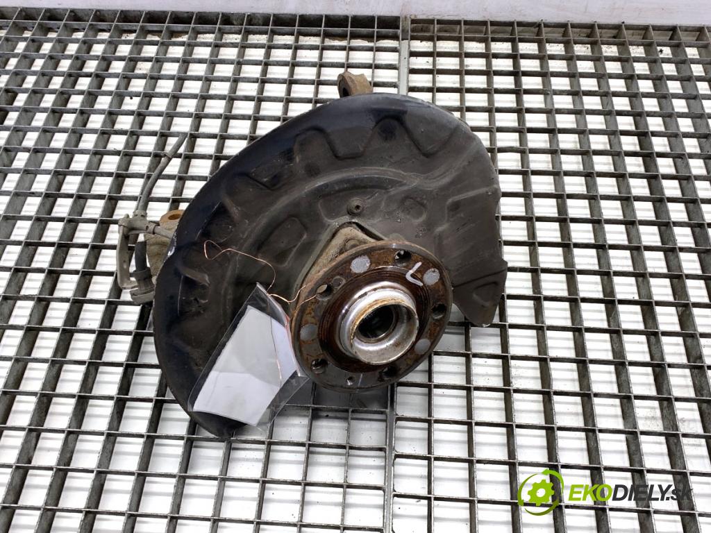 VW GOLF VII liftback 2016 85 kW e-Golf  náboj ľavy predný 5Q0400053DF