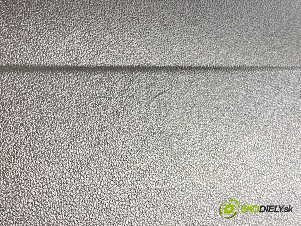 VW GOLF VII liftback 2016 85 kW e-Golf  Priehradka, kastlík spolujazdca 5G1857097 (Priehradka (kastlík))