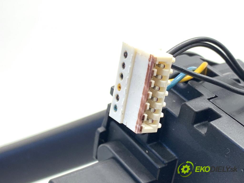 VW GOLF VII liftback 2016 85 kW e-Golf  Prepínač kombinovaný 5Q0953507HM (Prepínacie páčky pod volantom)