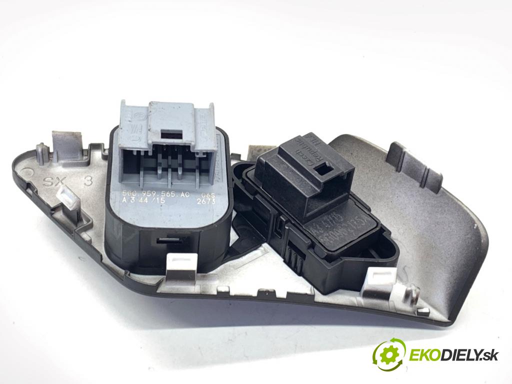 VW GOLF VII liftback 2016 85 kW e-Golf  přepínač nastavení zpětných zrcátek 5G0959565AC (Páčky pod volantem)