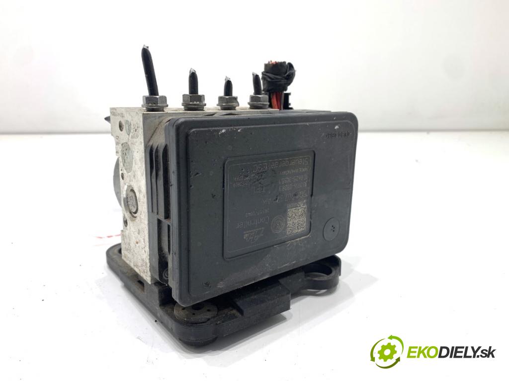 VW GOLF VII liftback 2016 85 kW e-Golf  Pumpa ABS 5Q0614517AL (Pumpa ABS)