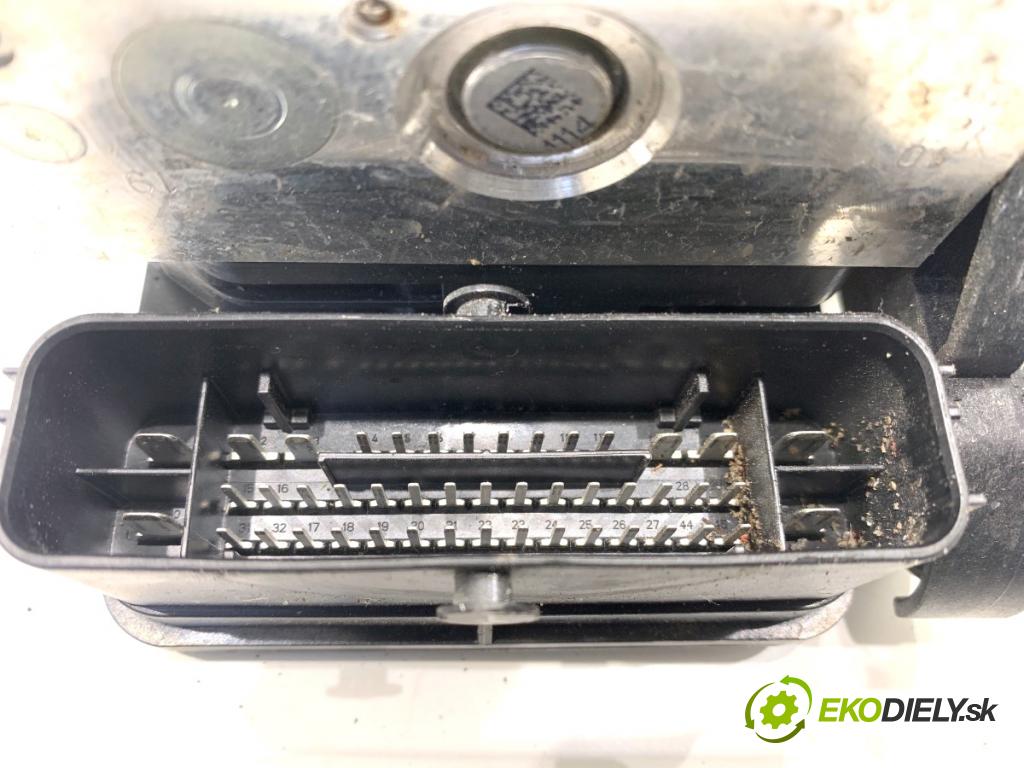 VW GOLF VII liftback 2016 85 kW e-Golf  Pumpa ABS 5Q0614517AL (Pumpa ABS)