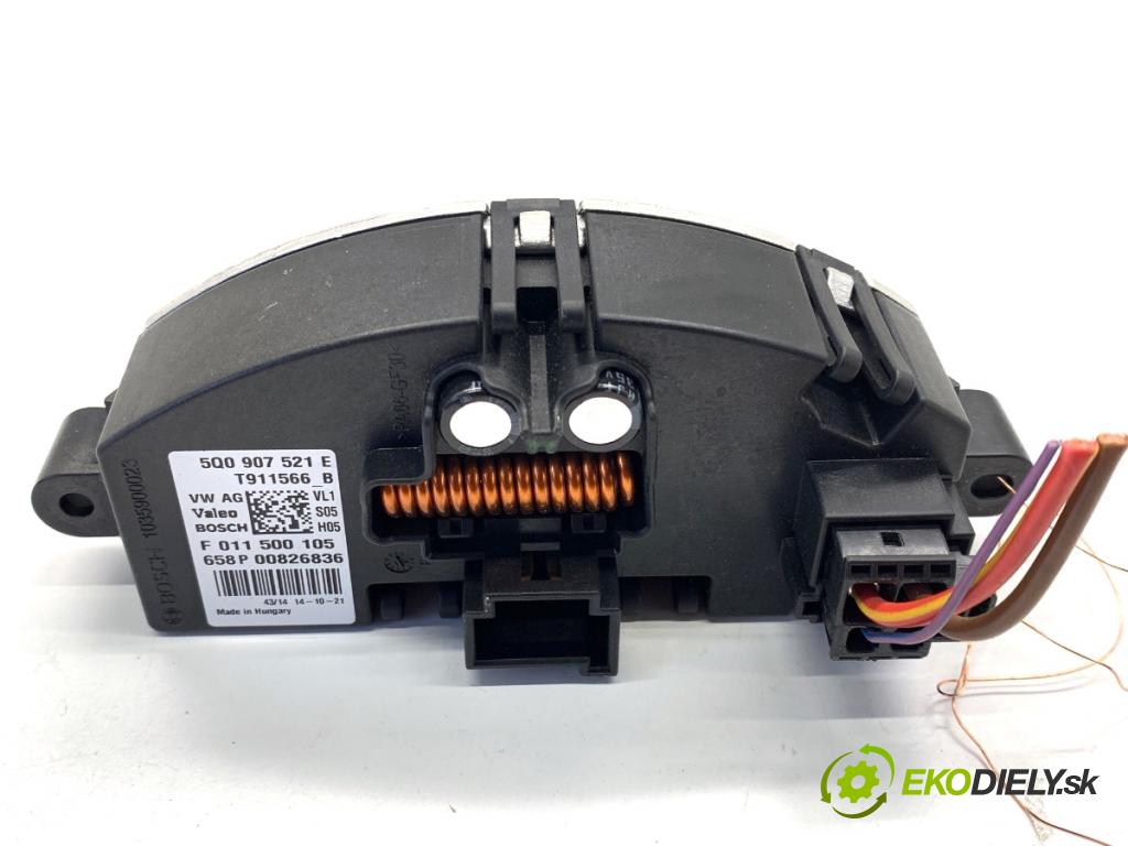 VW GOLF VII liftback 2016 85 kW e-Golf  odpor rezistor topení vzduchu 5Q0907521E (Odpor topení)