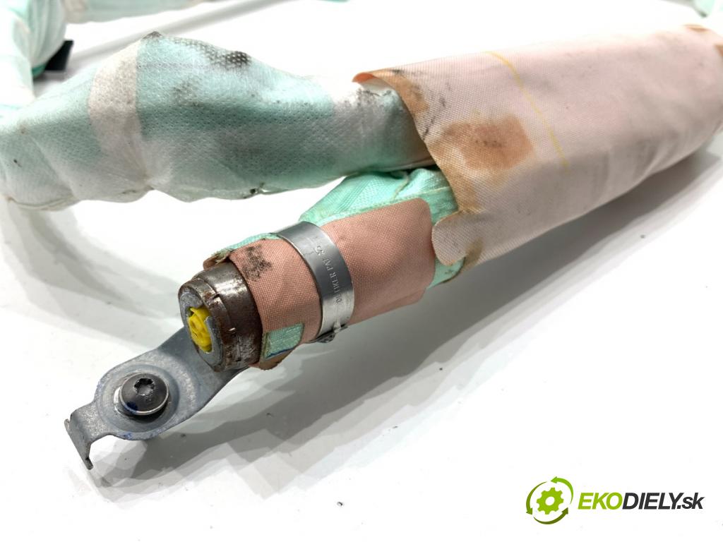 VW GOLF VII liftback 2016 85 kW e-Golf  stropní pravý