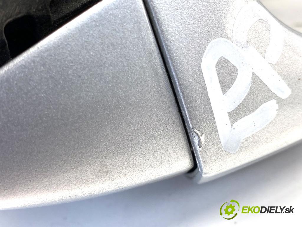 VW GOLF VII liftback 2016 85 kW e-Golf  Kľučka vonkajšia pravy predný