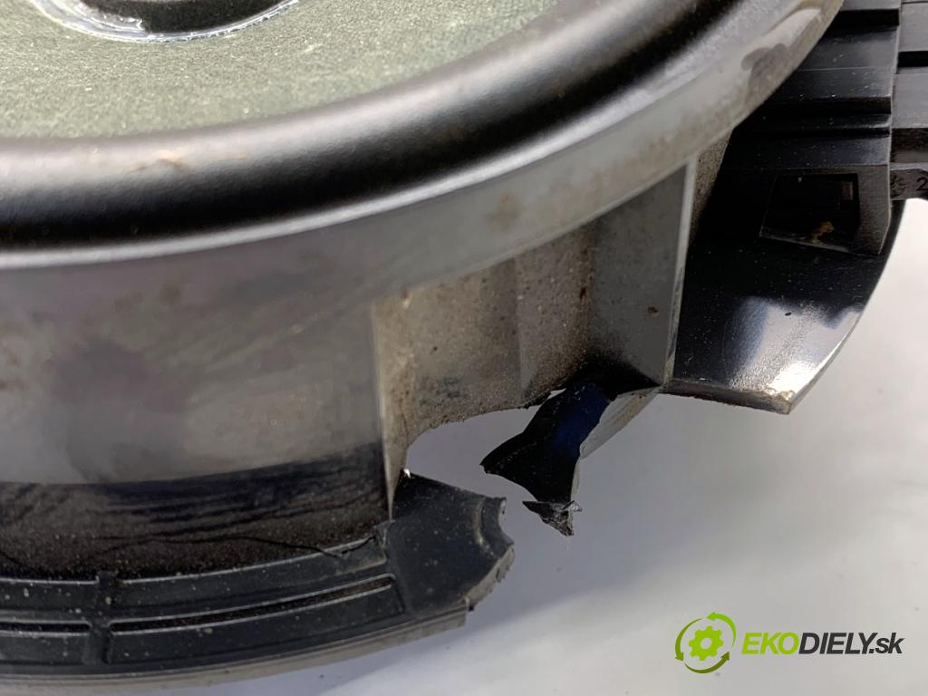 VW GOLF VII liftback 2016 85 kW e-Golf  reproduktory 5G0035453G 5G0035412B