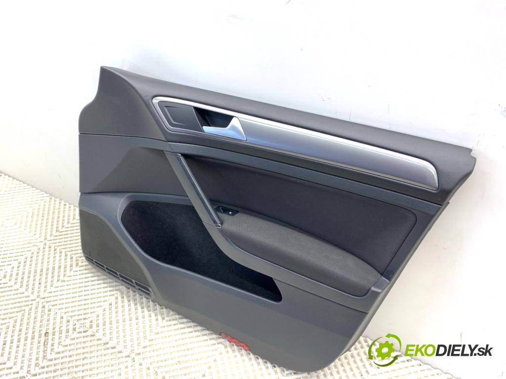 VW GOLF VII liftback 2016 85 kW e-Golf  ča dveře pravý přední část