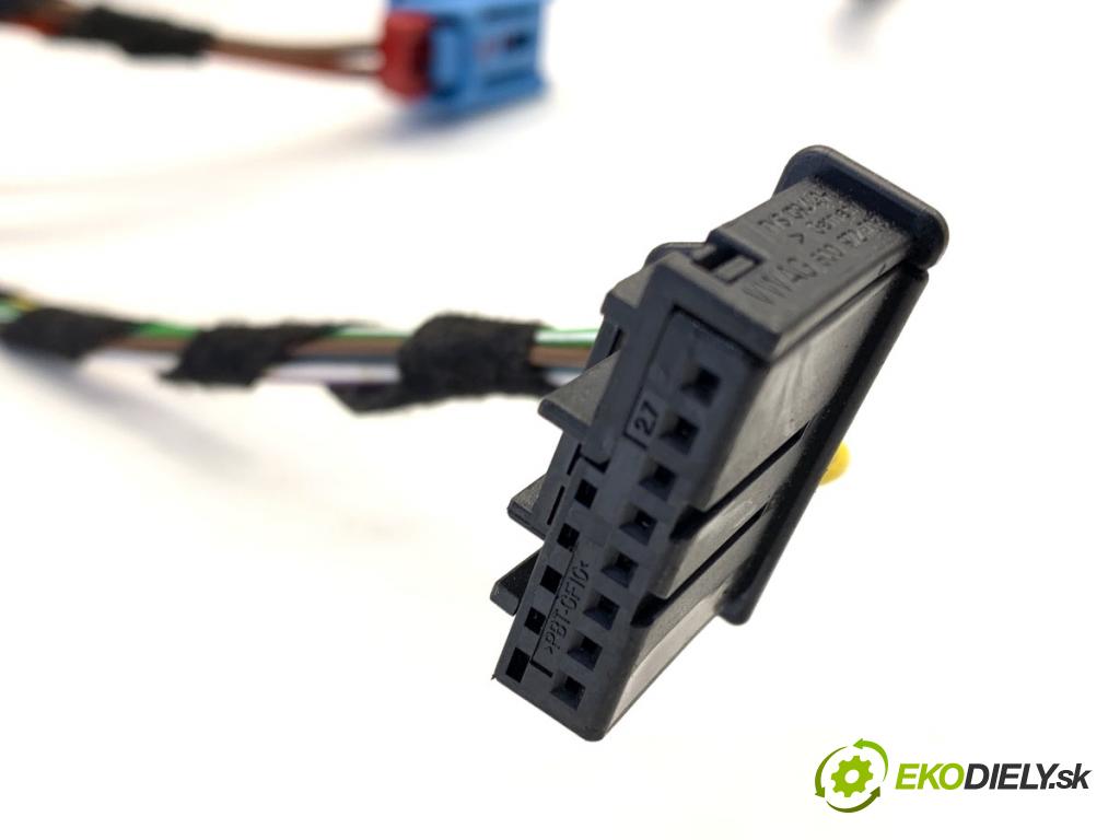 VW GOLF VII liftback 2016 85 kW e-Golf Káblovačka Dvere predný ľavy 5G4971161ER