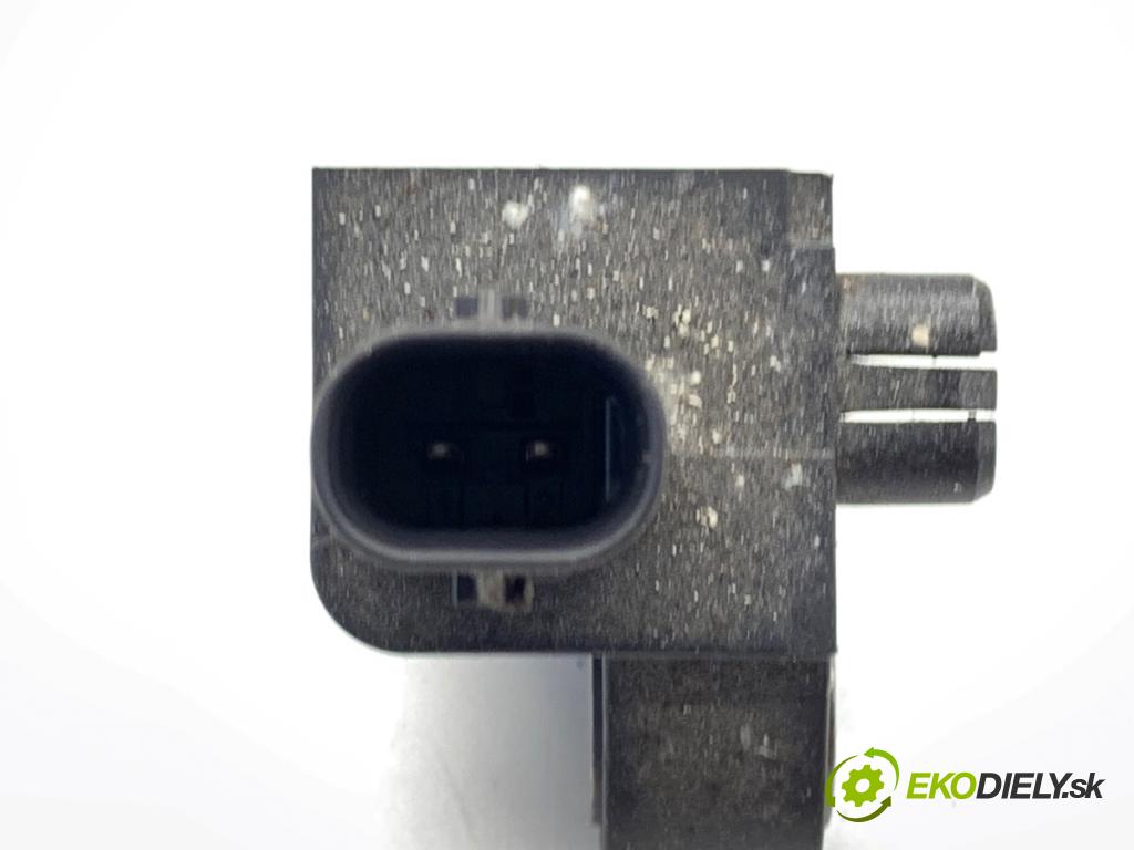 VW GOLF VII liftback 2016 85 kW e-Golf Snímač nárazu 5Q0959651 (Snímač nárazu)