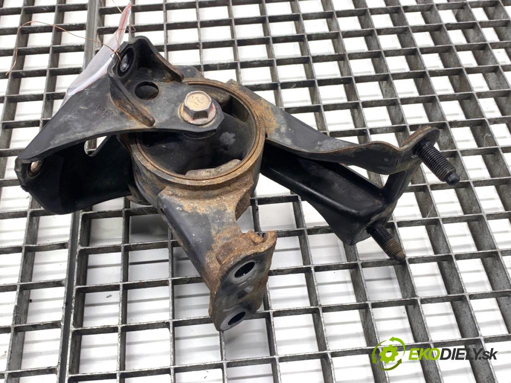 LEXUS CT liftback 2011 73 kW 200h (ZWA10_) 1798 Držiak prevodovky 