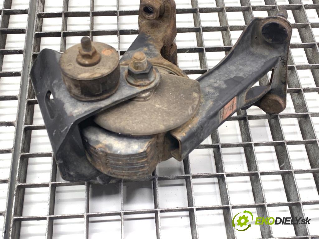 LEXUS CT liftback 2011 73 kW 200h (ZWA10_) 1798 Držiak prevodovky