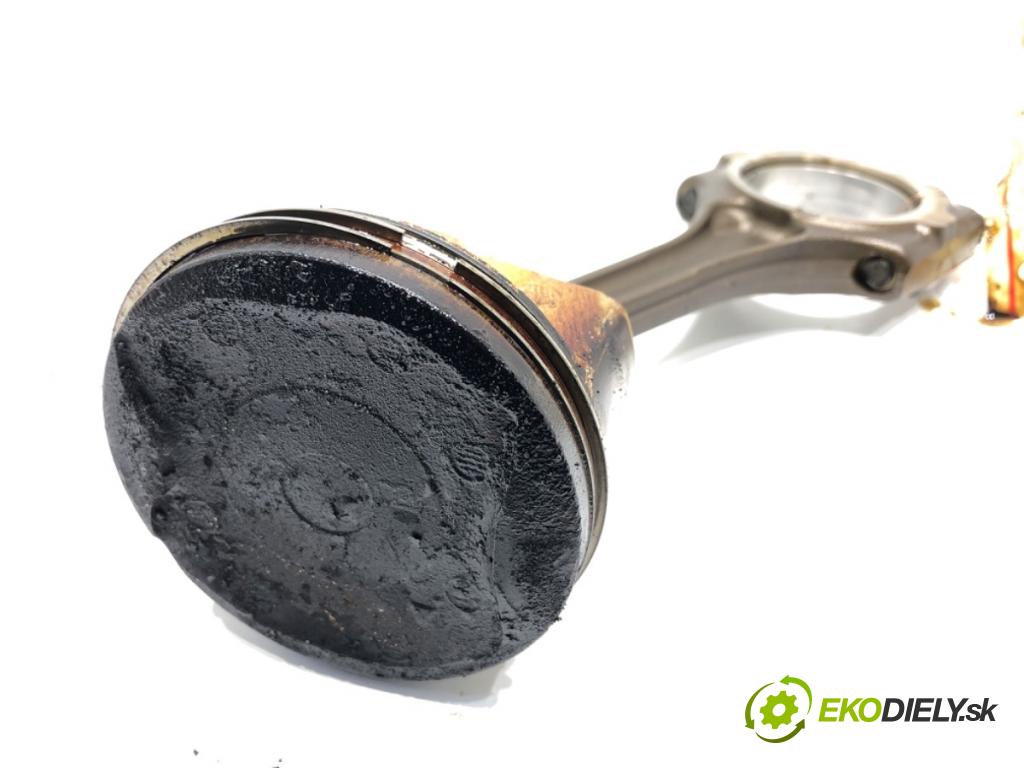 LEXUS CT liftback 2011 73 kW 200h (ZWA10_) 1798 PIEST: ojnica  (Piest)