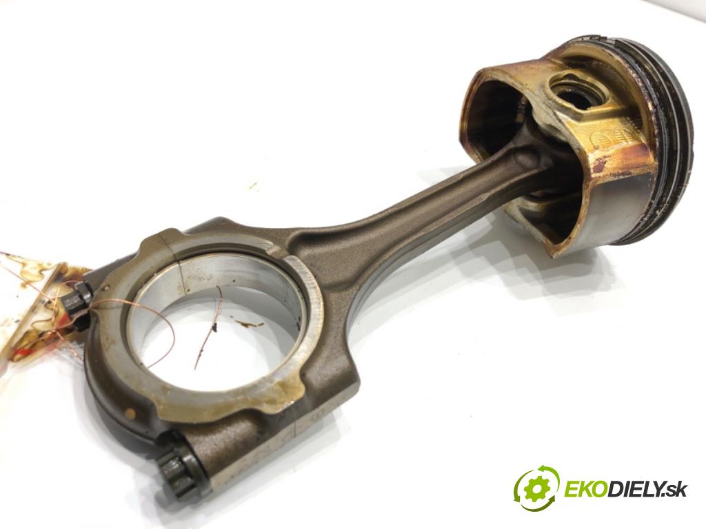 LEXUS CT liftback 2011 73 kW 200h (ZWA10_) 1798 PIEST: ojnica  (Piest)