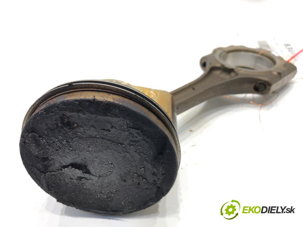 LEXUS CT liftback 2011 73 kW 200h (ZWA10_) 1798 PIEST: ojnica  (Piest)