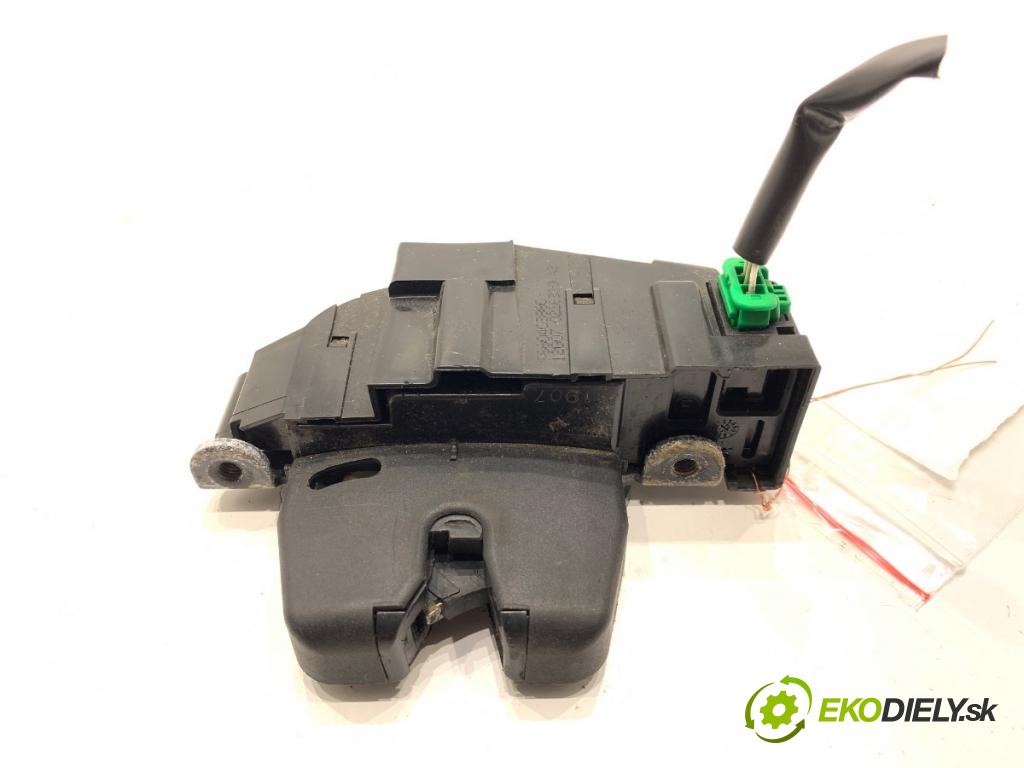 PEUGEOT 308 I liftback 2007 88 kW 1.6 16V 1598 zámok dverí zad 9660403880