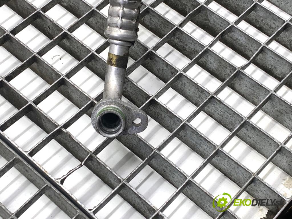 PEUGEOT 308 I liftback 2007 88 kW 1.6 16V 1598 rúrka klimatizace  (Trubka klimatizace)