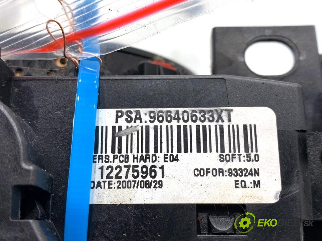 PEUGEOT 308 I liftback 2007 88 kW 1.6 16V 1598 přepínač kombinovaný 96640633XT (Páčky pod volantem)