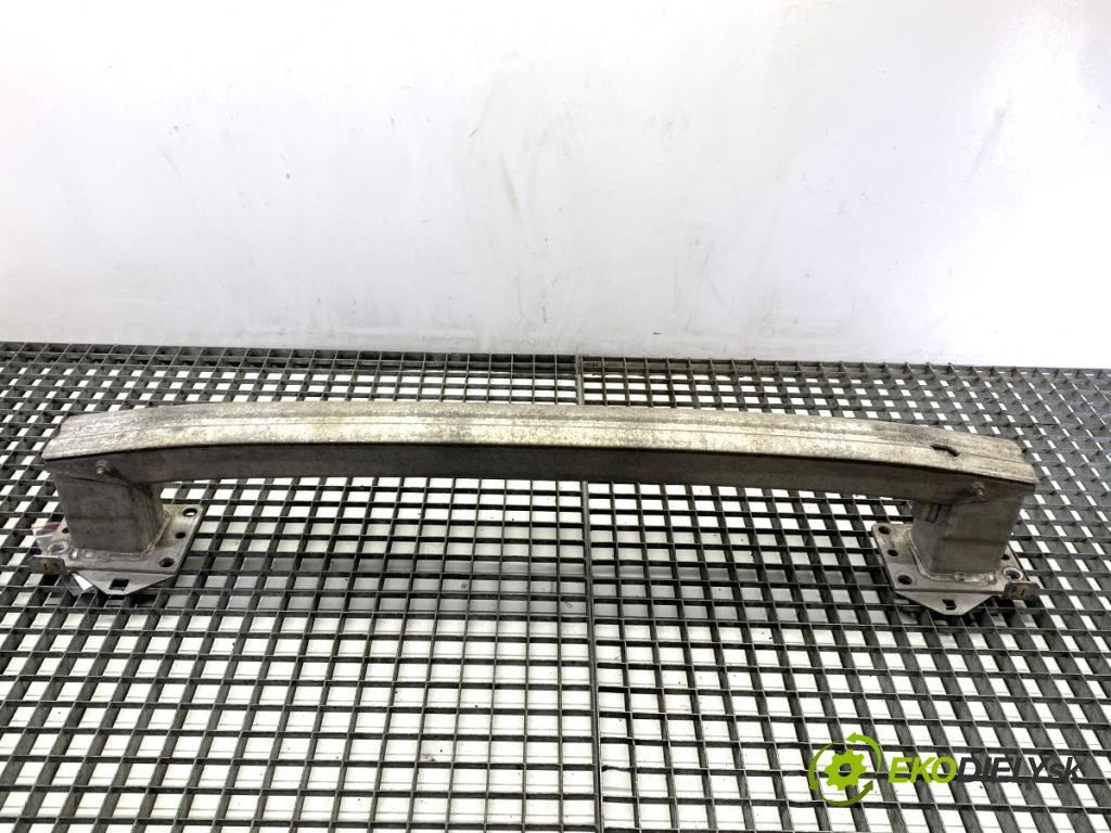 PEUGEOT 308 I liftback 2007 88 kW 1.6 16V 1598 výztuha nárazníka přední část 9656741380 (Přední výztuha)