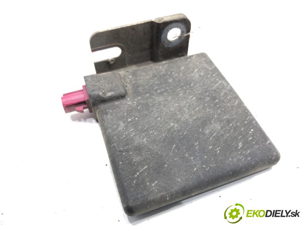 VW ARTEON liftback 2021 235 kW TSI R 1984 zesilovač Antenní: 3G9035534 (Zesilovač)