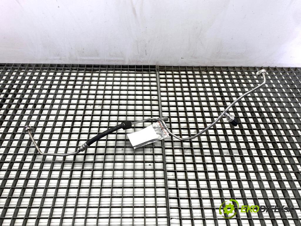 VW ARTEON liftback 2021 235 kW TSI R 1984 rúrka klimatizace 3Q0816741H (Trubka klimatizace)