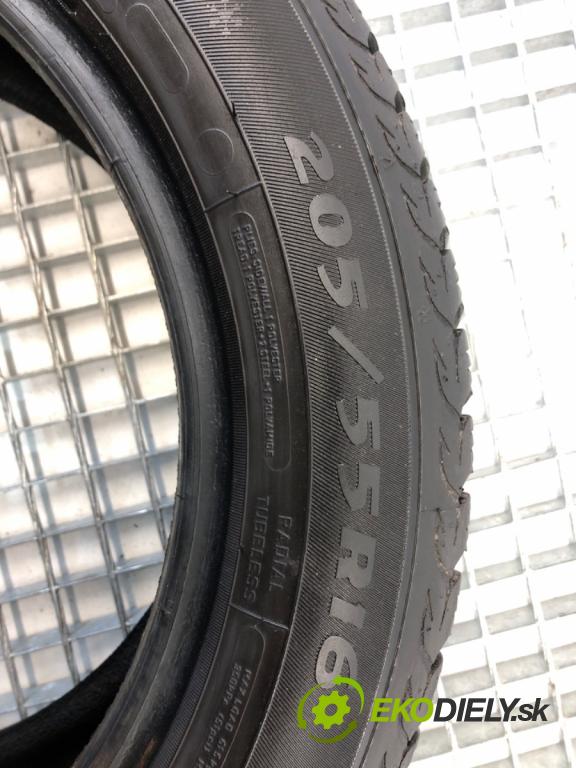 --- ---      PNEUMATIKA: zima 2X 205/55 16"