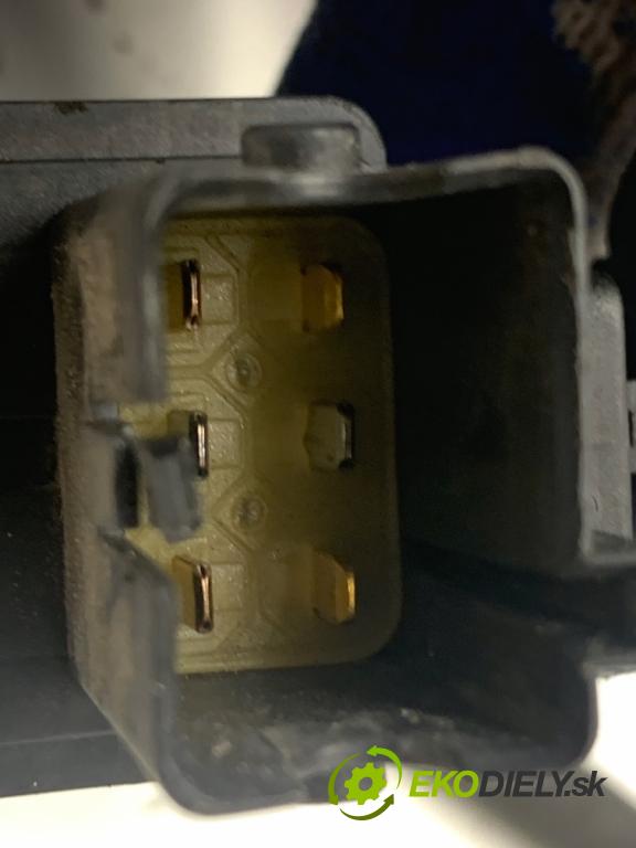 VOLVO V70 III Kombi 2008 147 kW 2.5 T 2521 sonda lambda  (Lambda sonda)