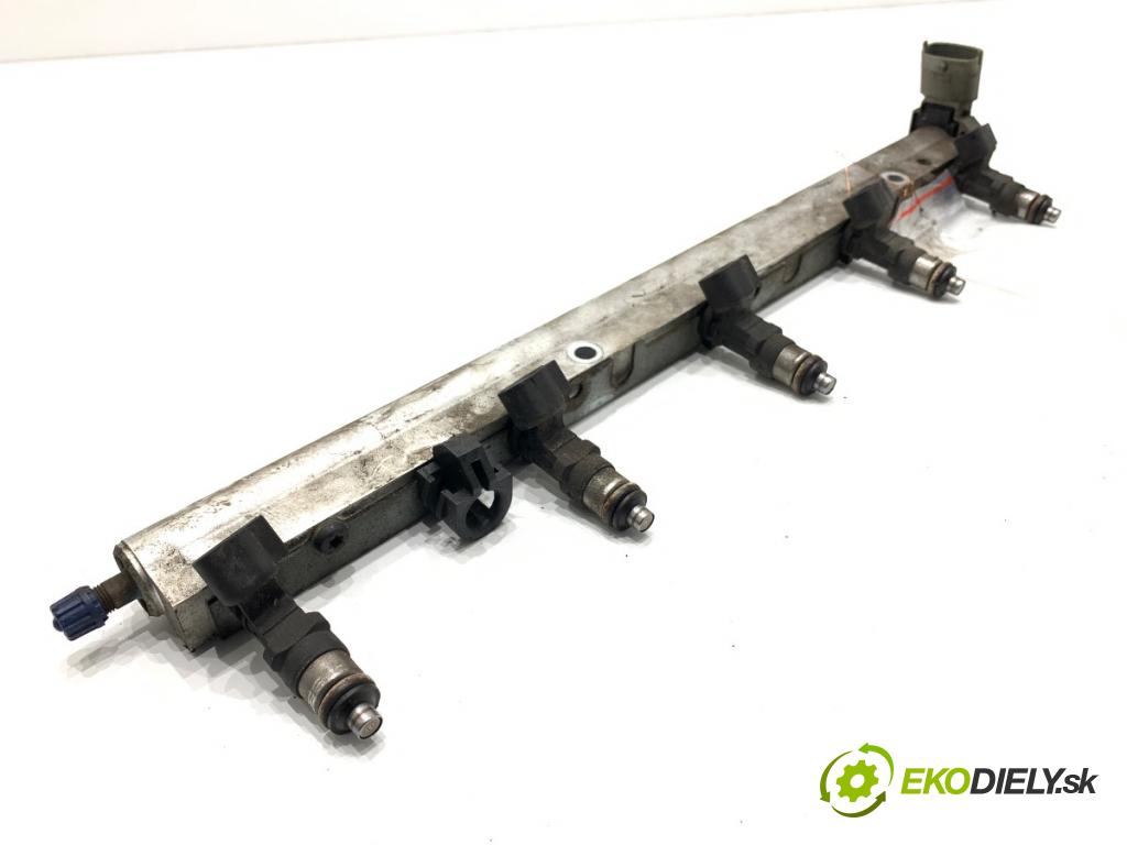 VOLVO V70 III Kombi 2008 147 kW 2.5 T 2521 lišta vstřikovací trysky: 0280158096