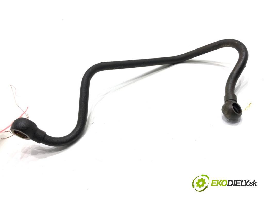 VOLVO V70 III Kombi 2008 147 kW 2.5 T 2521 rúrka turba  (Hadica turbodúchadla)