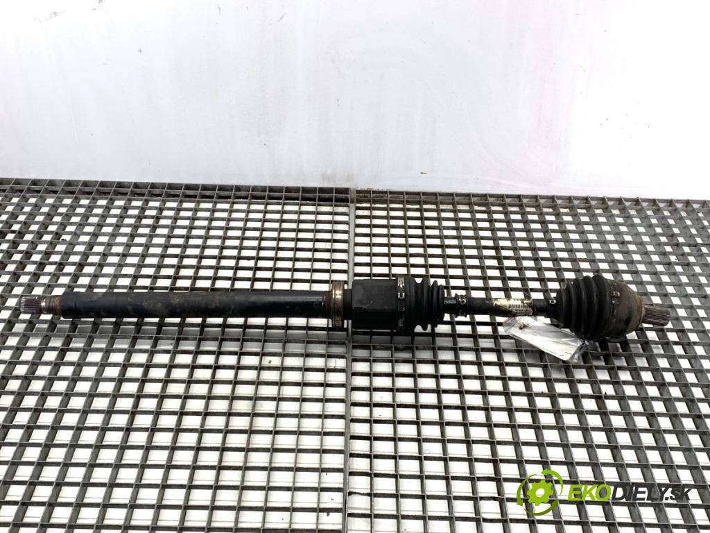 VOLVO V70 III Kombi 2008 147 kW 2.5 T 2521 Poloos pravy predný 6G9N-3B436-DE