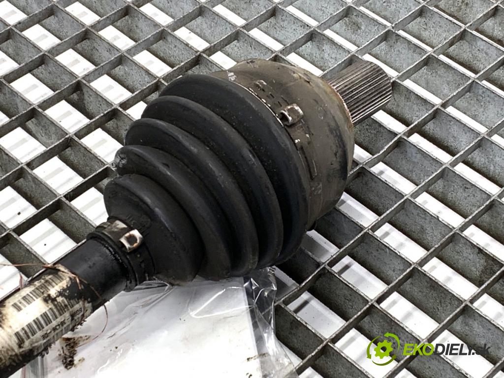 VOLVO V70 III Kombi 2008 147 kW 2.5 T 2521 Poloos pravy predný 6G9N-3B436-DE