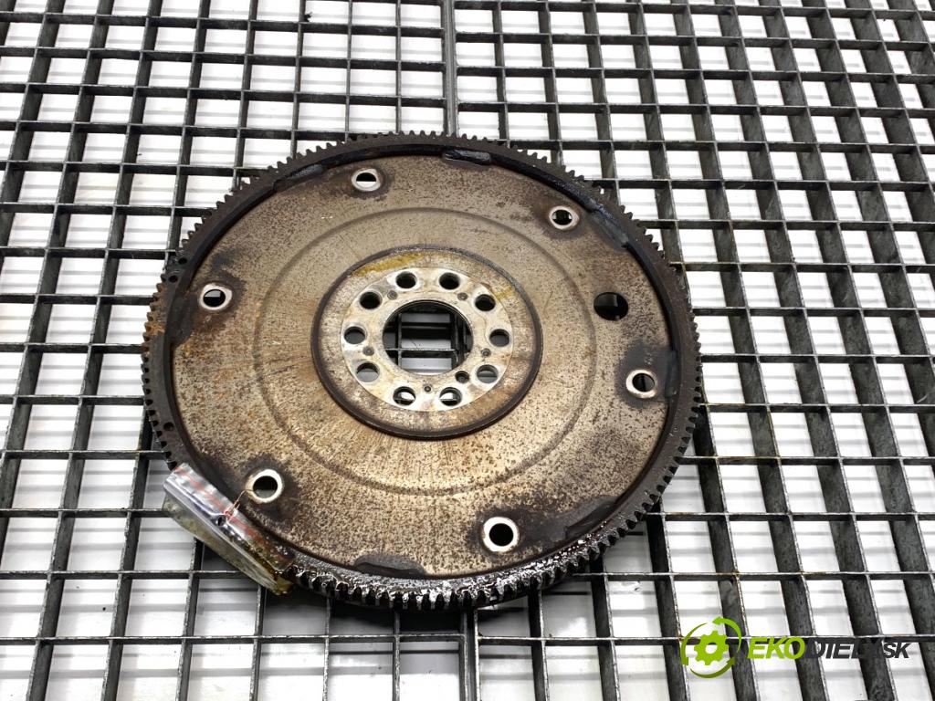 VOLVO V70 III Kombi 2008 147 kW 2.5 T 2521 koleso zotrvačníkové 30677459 (Zotrvačník)