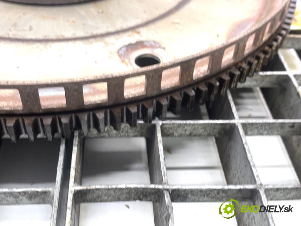 VOLVO V70 III Kombi 2008 147 kW 2.5 T 2521 koleso zotrvačníkové 30677459 (Zotrvačník)