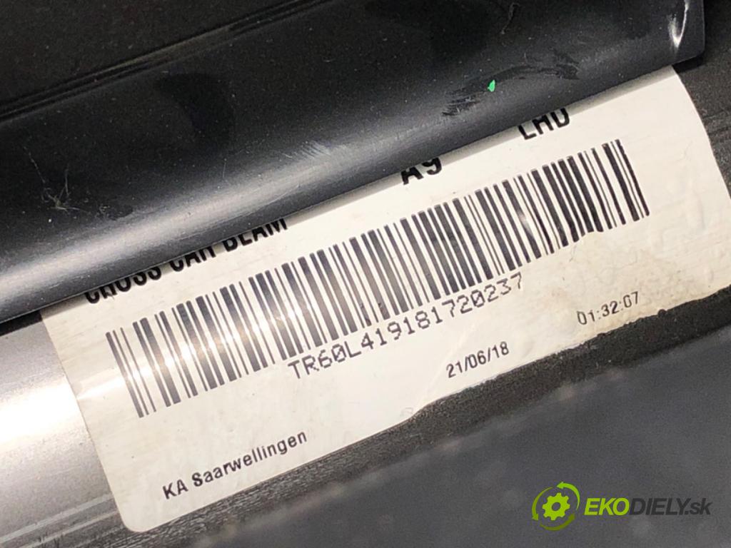 PEUGEOT 2008 I SUV 2018 81 kW 1.2 THP 110 / PureTech 110 1199 Palubná doska VANKÚŠ: spolujazdca 98021008XM