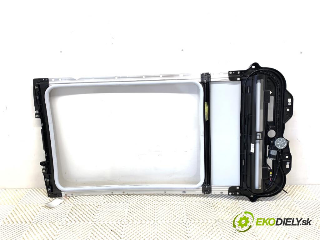 PEUGEOT 2008 I SUV 2018 81 kW 1.2 THP 110 / PureTech 110 1199 Roleta panoráma 96781144PR