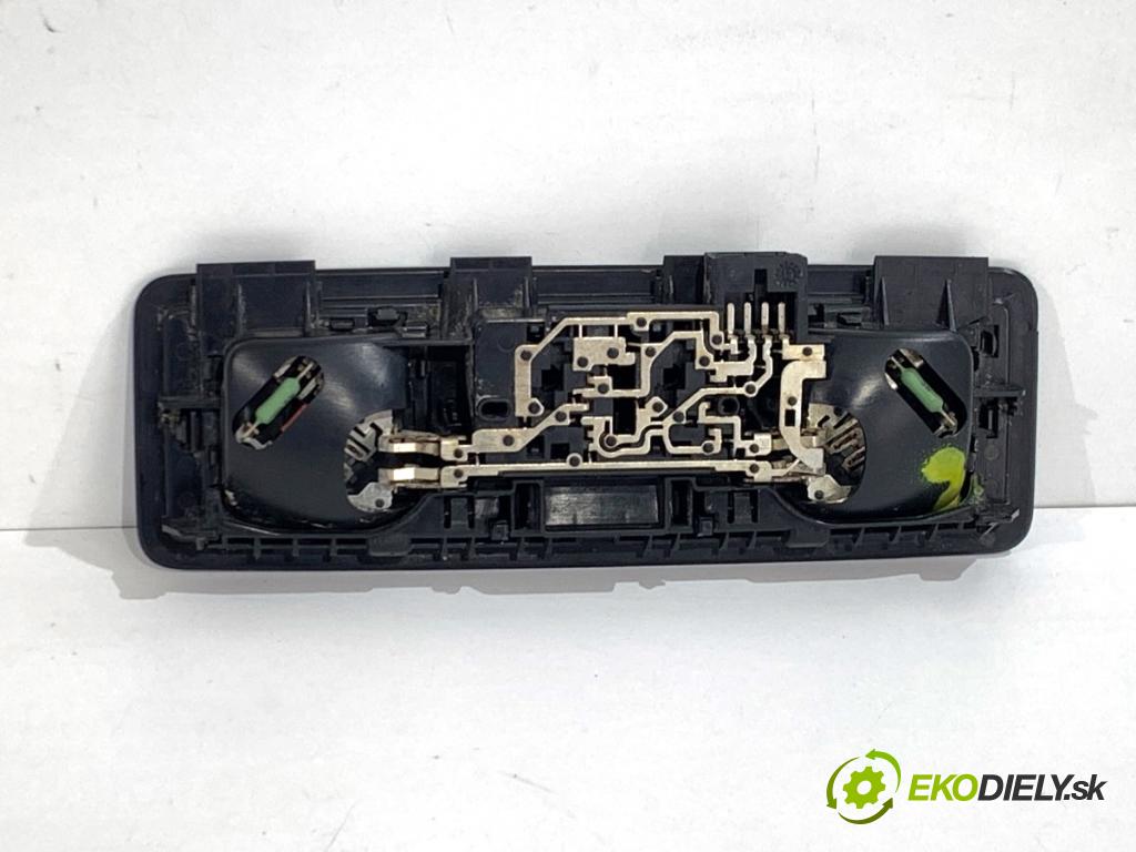 VW GOLF VII liftback 2016 85 kW e-Golf  Svetlo stropné LED zad 5G0947291