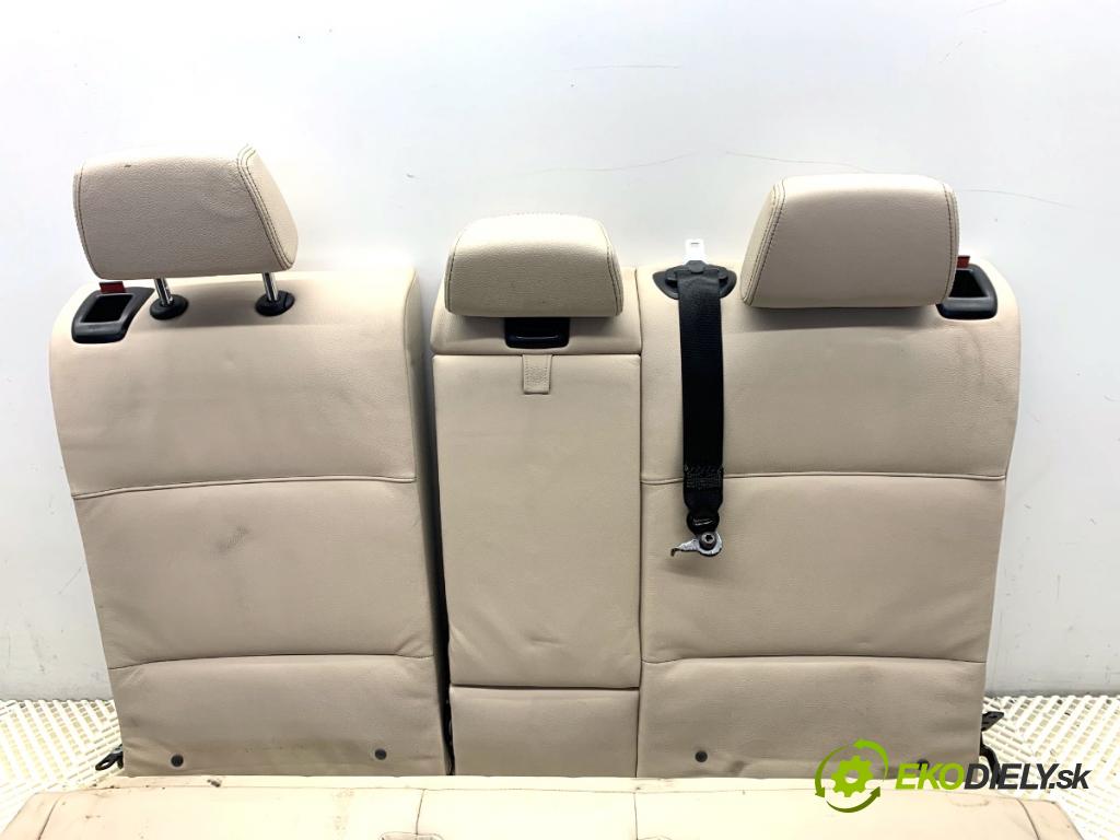 BMW F25 SUV 2016 180 kW xDrive 28 i 1997 sedadla sedačky sedadlo boční Tunel