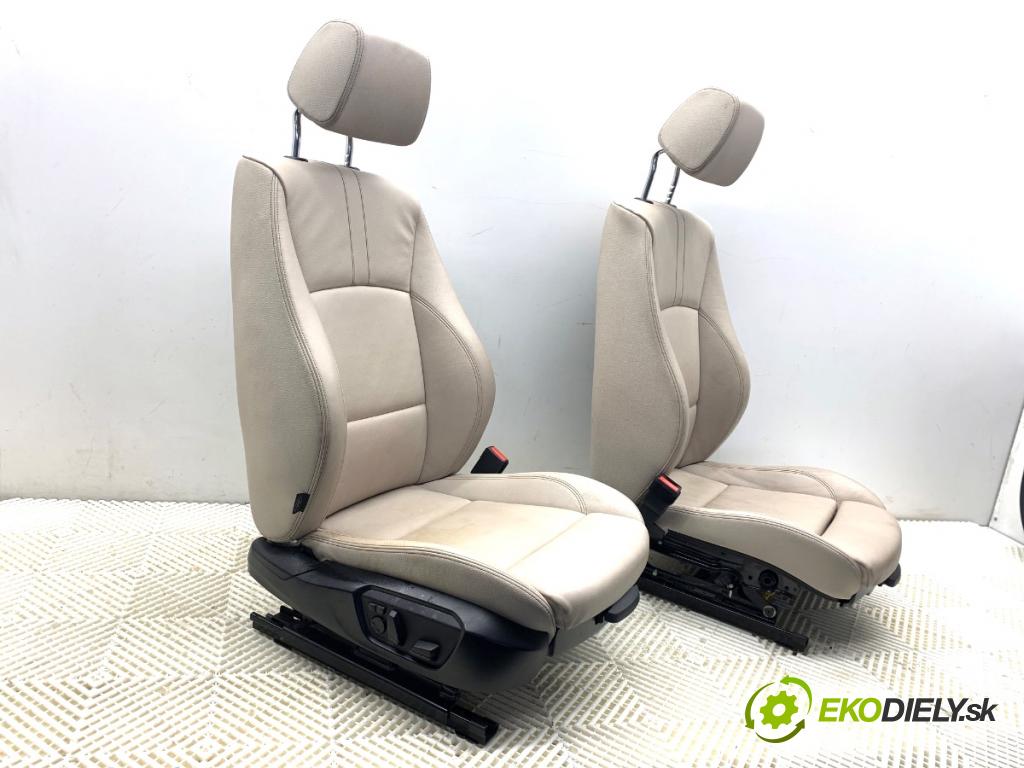 BMW F25 SUV 2016 180 kW xDrive 28 i 1997 sedadla sedačky sedadlo boční Tunel