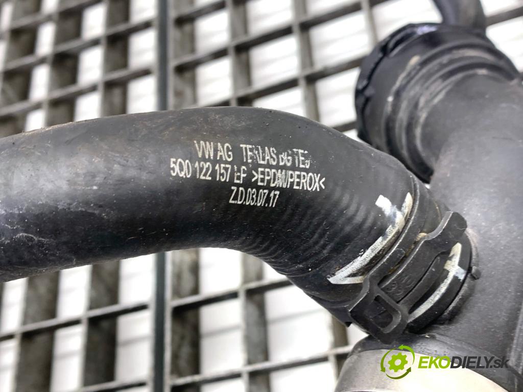VW ARTEON liftback 2021 235 kW TSI R 1984 rozdělovač vody 5Q0122157EP
