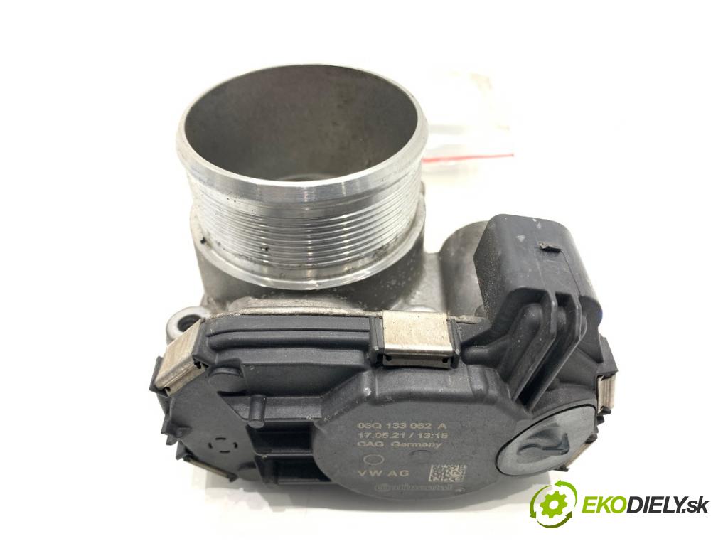 VW ARTEON liftback 2021 235 kW TSI R 1984 Škrtiaca klapka 06Q133062A (Škrtiaca klapka)
