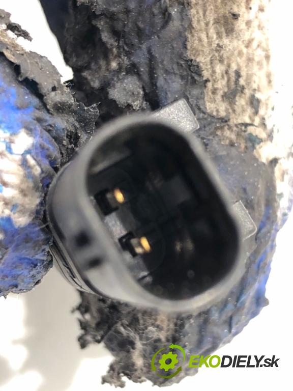 VW ARTEON liftback 2021 235 kW TSI R 1984 Snímač klepania 06K905377E (Snímač)